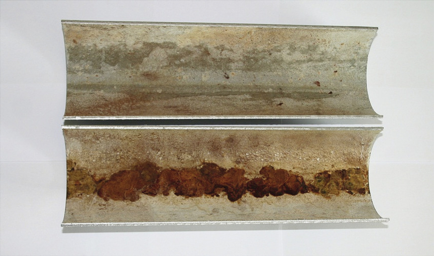 Abbildung&nbsp;3: Durch abgelagerte Partikel hervorgerufene Lochkorrosion in 6-Uhr-Lage