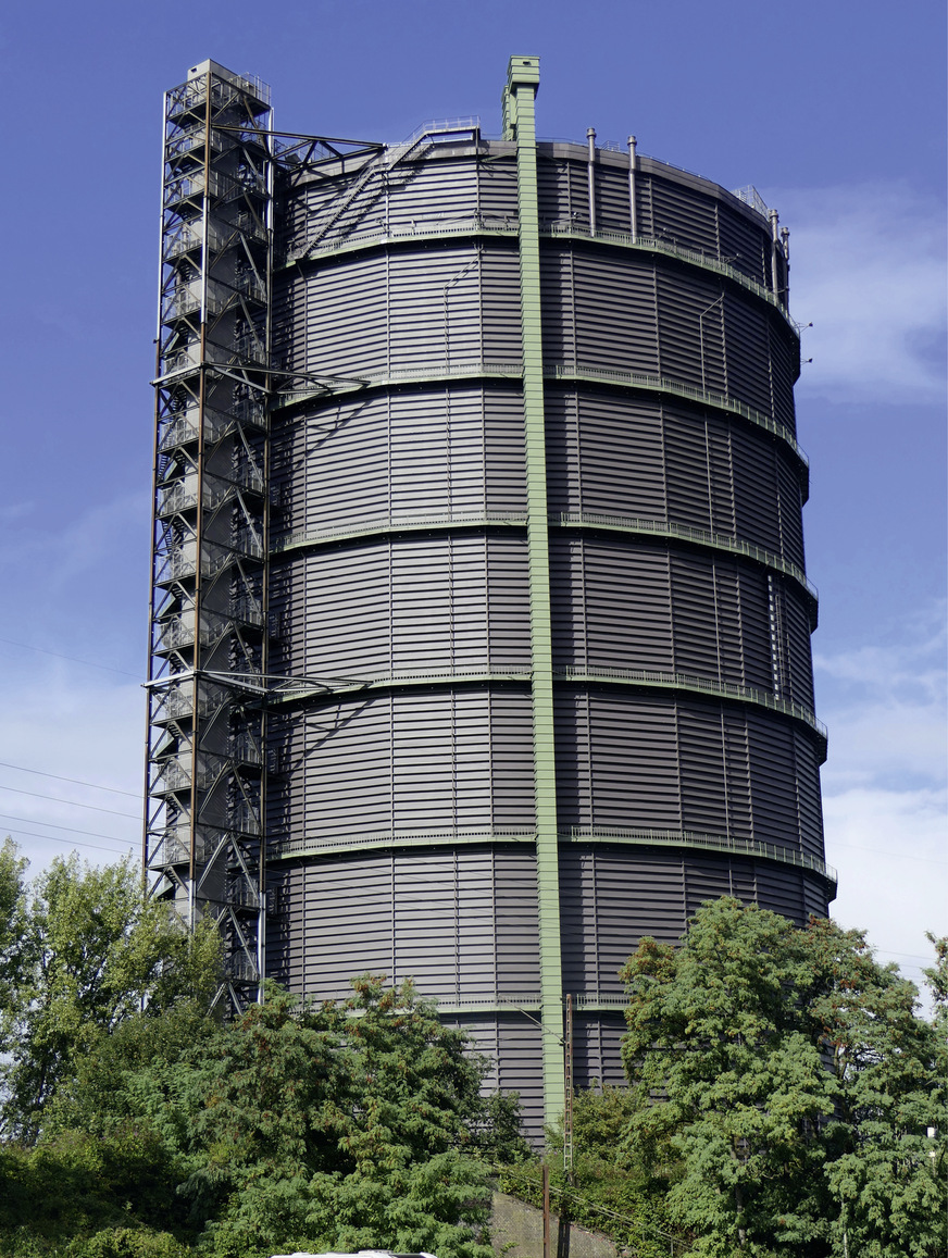 Ein Scheibengasbehälter, wie der Gasometer in Oberhausen, wurde optimal auf eine isobare Speicherung von Gasen ausgelegt. Was das bedeutet, lesen sie im nachfolgenden Bericht.