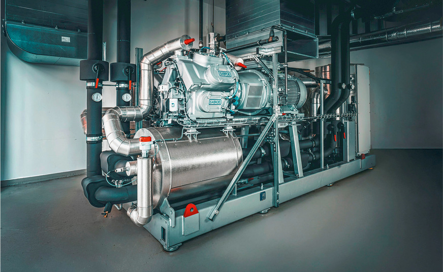 Meerwasser-Wärmepumpe von Johnson Controls in der Energiezentrale der Stadtwerke Neustadt in Holstein.