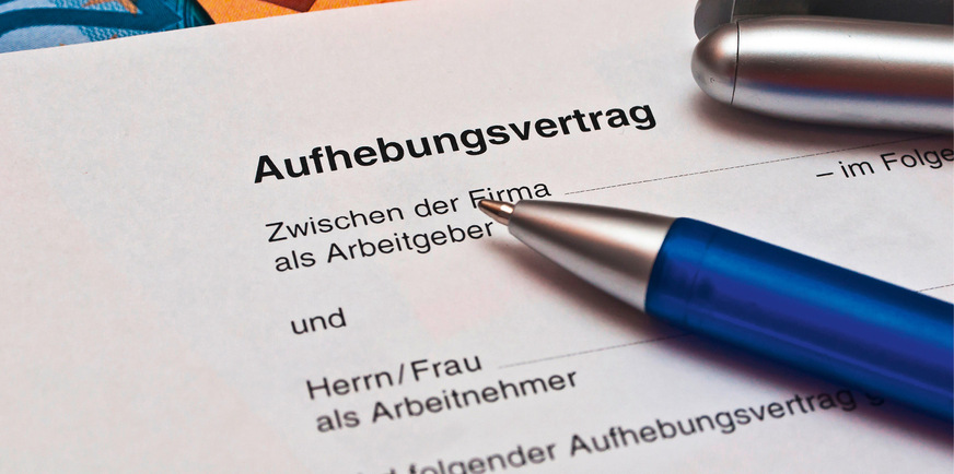 Auch ein Aufhebungsvertrag ist häufig mit einer Abfindung verbunden.