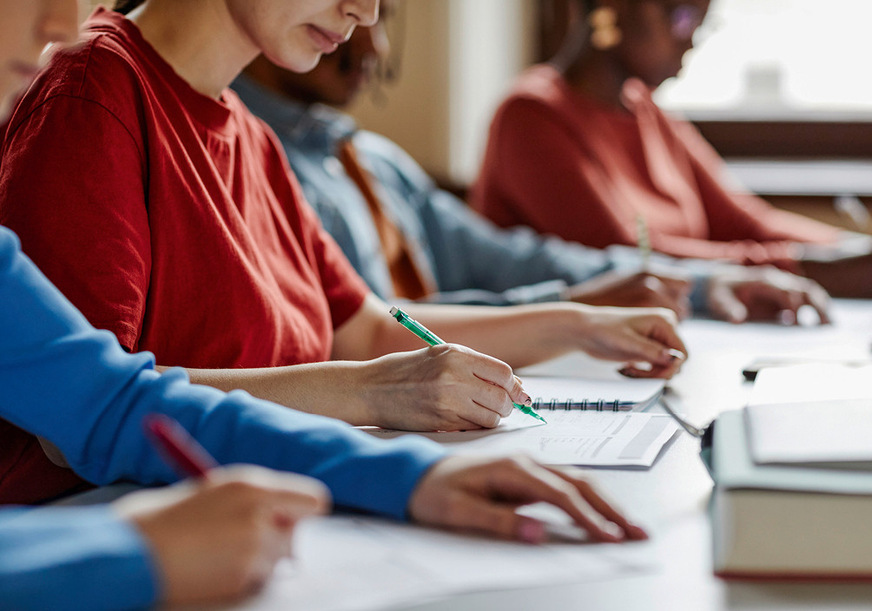 Die Berufsschule muss in Vollzeit absolviert werden.