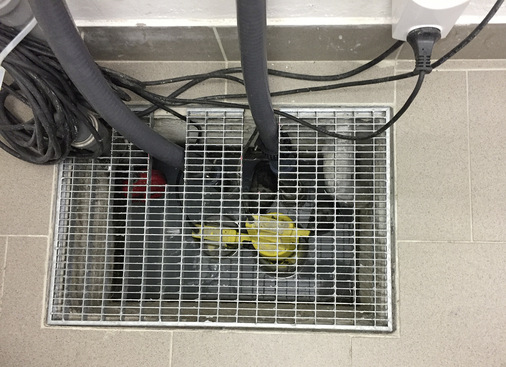 Bild 1: Fehlinstallation einer Doppelanlage, mit zwei unabhängig voneinander gesteuerten Pumpen