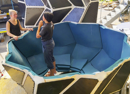 Zwei Lagen ArmaFlex Ultima Platten mit einer Wandstärke von je 32 mm schützen die Expeditionsteilnehmer von SAGA vor der eisigen Kälte