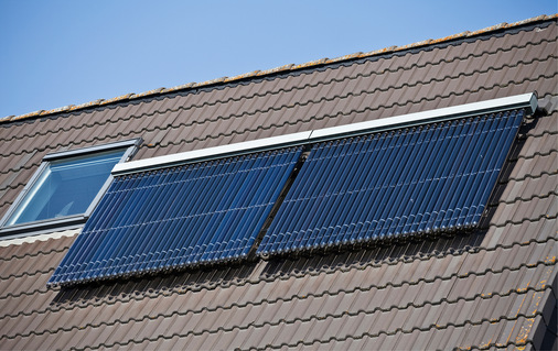  Ein häufig anzutreffender Standard: Zwei Felder von Vakuumröhrenkollektoren