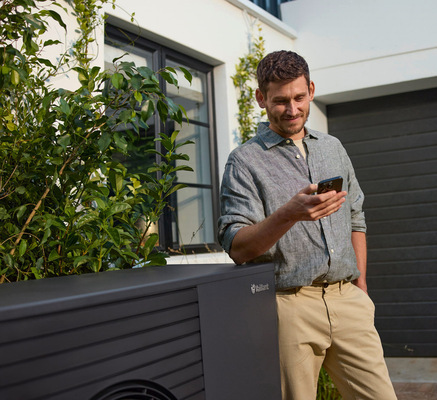 Selbstverständlich sollte mittlerweile die Regelung einer ­Wärmepumpenanlage per App sein. Diese sollte u. a. auch Energieverbräuche in Echtzeit generieren ­können, um den Verbrauch zu optimieren.