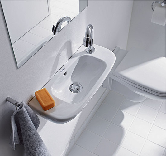 Im Gäste-WC herrscht meist ein eingeschränktes Platzangebot. Aber auch das 
lässt sich hervorragend gestalten
(Bild: Duravit)