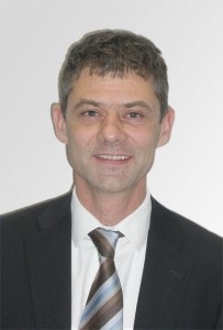 Autor Peter Reichert ist Leiter Produktmanagement Rohrleitungssysteme von 
Geberit und tätig im Normenausschuss zur DIN 1988-300