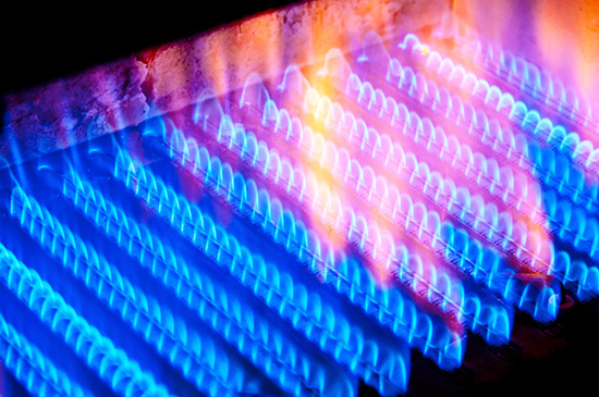 Der Flammenteppich einer Gasverbrennung (Bild: thinkstock)