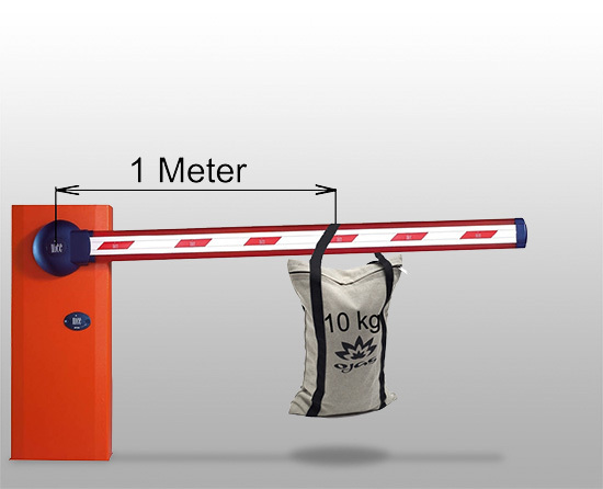 Eine Schranke mit einem 10-Kilo-Sack in ein Meter Abstand zum Drehpunkt
(Bild: IBH)