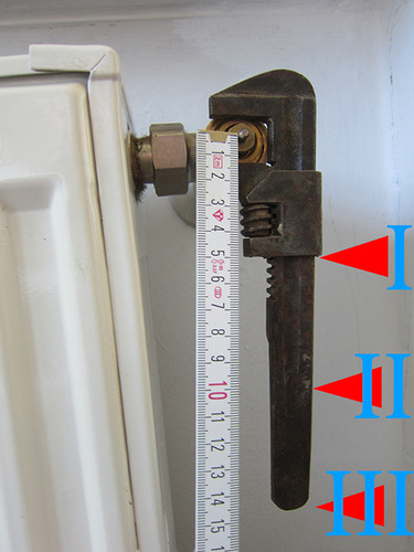 Zum Festziehen eines Ventileinsatzes wird ein Drehmoment erzeugt
(Bild: IBH)