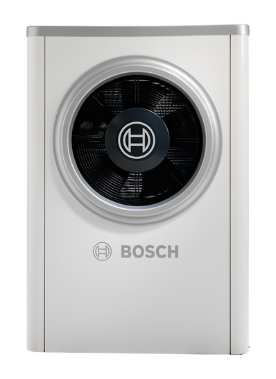Einige Wärmepumpentypen wie die Compress 7000i AW können dank des reversiblen Kältekreislaufs nicht nur Wohlfühlwärme liefern, sondern auch mühelos kühlen - © Bild: Bosch
