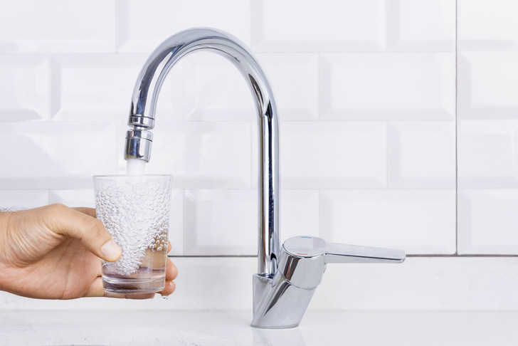 Wasser muss fließen, aber hygienisch – deswegen werden Trinkwasserinstallationen immer „schlanker“ dimensioniert