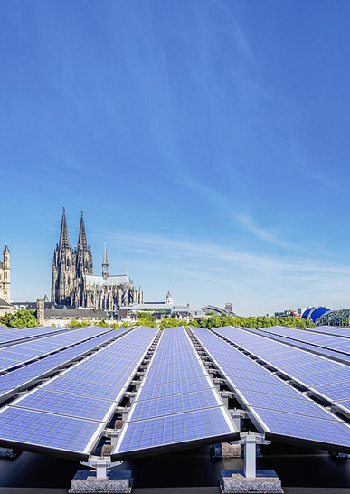 Photovoltaikmodule sollten nach neuesten Erkenntnissen aufgebaut werden - © Bild: Renusol
