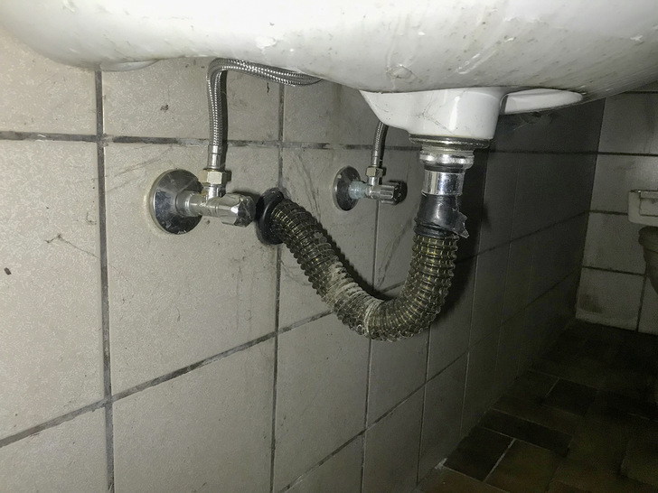 Staubsaugschlauch-Siphon