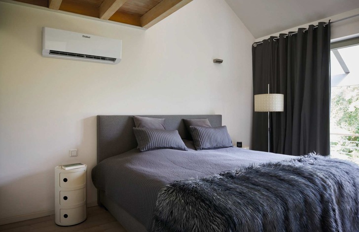 Die Schlaftiefe lässt sich mit einer Klimaanlage positiv beeinflussen. - © Vaillant

