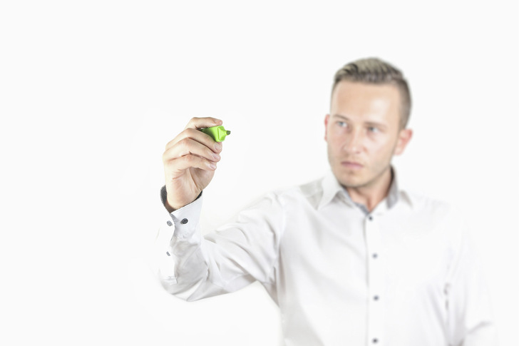 Was er zu Beginn seiner mündlichen Prüfung von sich denkt, wird sein Lampenfieber beeinflussen. „Denen zeige ich, was ich kann!“ vs. „Ich hab´s einfach nicht drauf.“