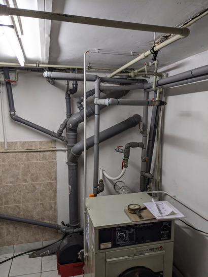 Weit weg von „Planung“ – Eher eine Zufalls-Installation!