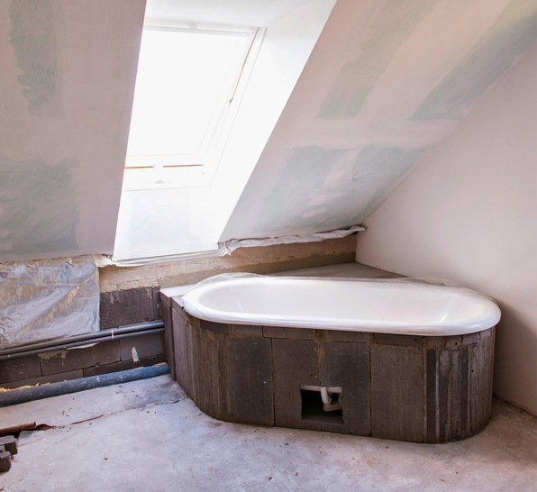 Das neue Bad im Bestand benötigt natürlich auch entsprechenden Anschluss.