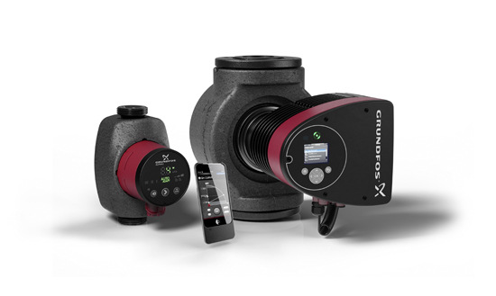 Aktuelle Umwälzpumpen-Baureihen mit Autoadapt-Regelung: Alpha2 und die größere Magna3 von Grundfos