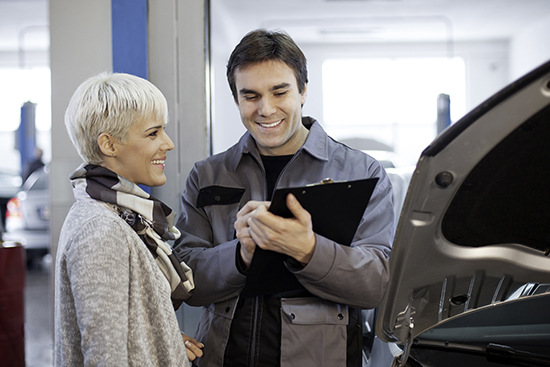 Auch und gerade der Monteur genießt hohes Ansehen bei den Kunden. Seine Beratung ist daher wichtig