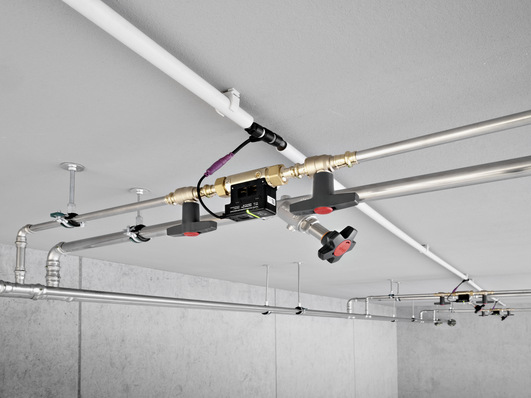 In Trinkwasseranlagen ist die Temperaturhaltung aus ­hygienischen Gründen elementar. Lesen Sie, welche Technik hinter dem Aquavip von Viega steckt.