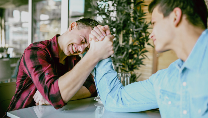Ob man mit Kräftemessen einen Konflikt zufriedenstellend lösen kann, lesen Sie in diesem Bericht