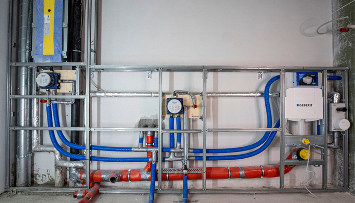 In diesem Bauvorhaben wurde in sämtlichen Sanitärbereichen auf Systeme und Elemente von Geberit gesetzt