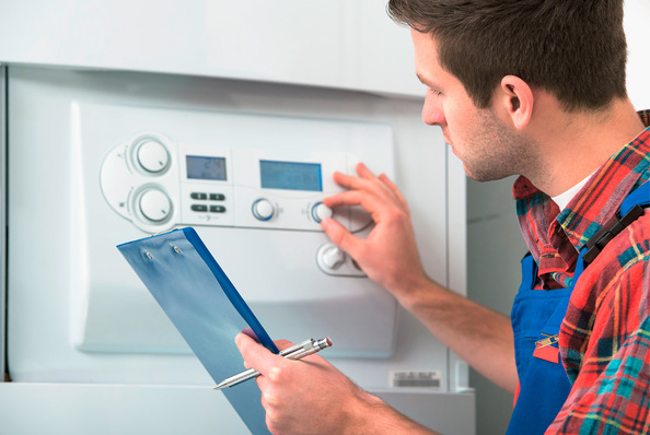 Die Wartung und professionelle Einstellung einer Heizungsanlage spart Energie und Geld