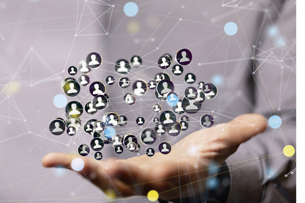 Netzwerken ist hilfreich, im Job und auch privat