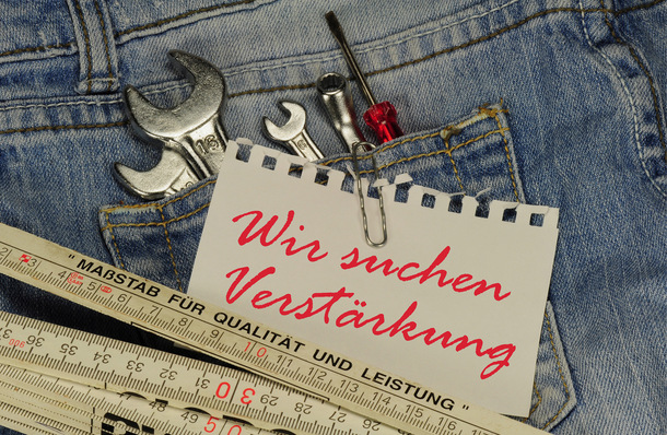 Wer nicht über Beziehungen einen neuen Top-Job findet, benötigt eine gute Bewerbung