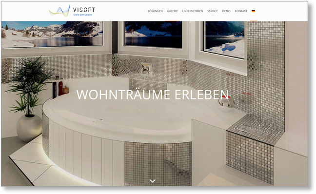 Barrierefreies Badezimmer mit weißer runder Badewanne, Mosaikfliesen an den Wänden und großen Fenstern, die eine verschneite Landschaft zeigen; Fokus auf moderne Sanitärtechnik und energieeffiziente Badplanung für SHK-Fachkräfte. - © Bild: www.visoft.de