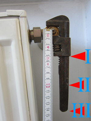 Zum Festziehen eines Ventileinsatzes wird ein Drehmoment erzeugt
(Bild: IBH)
